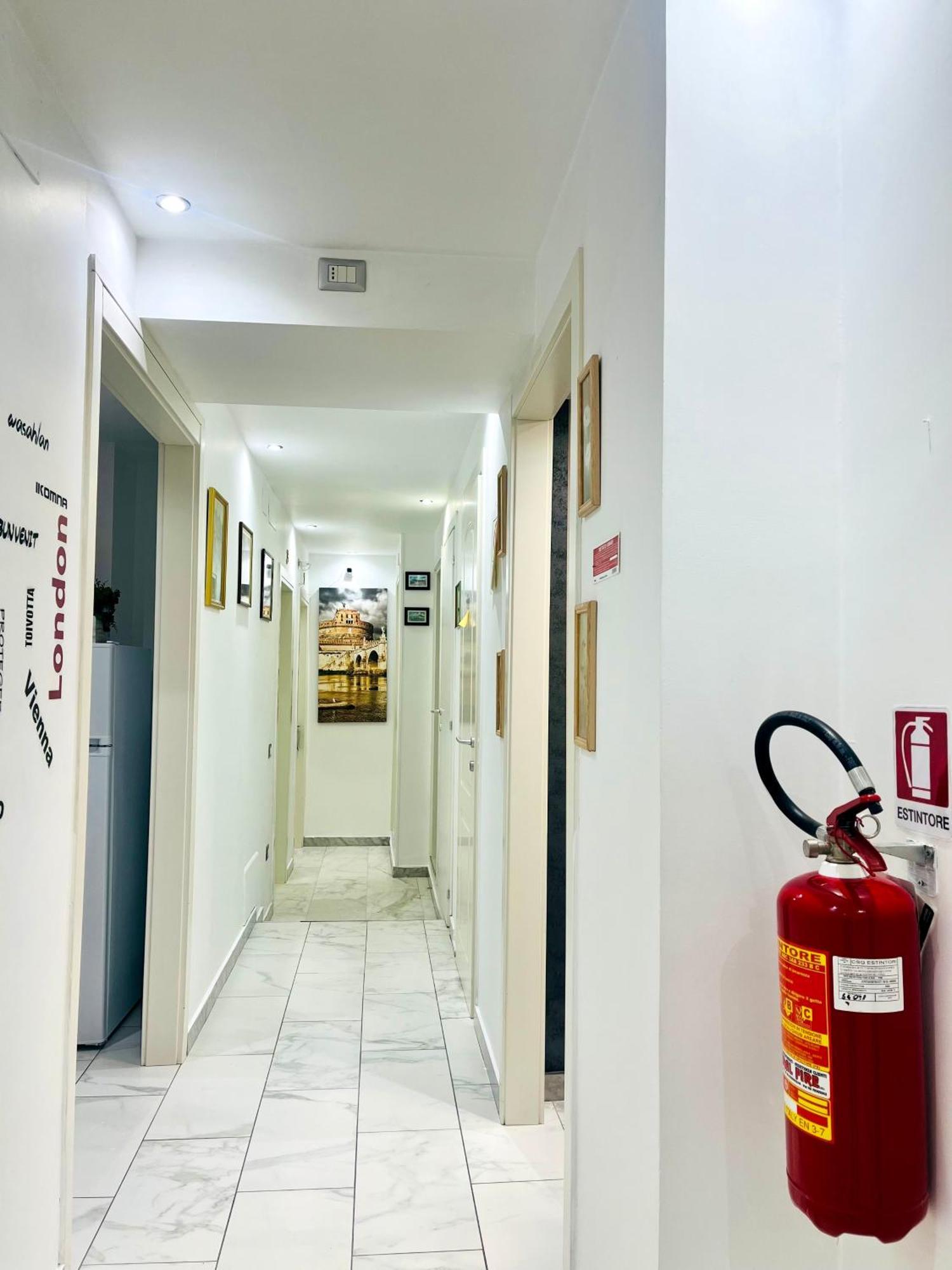 Santa Maria Accommodation 로마 외부 사진